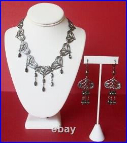 Jewelry Set Vintage Art-Nouveau Style Necklace With Matching Earrings