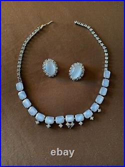 Lovely vintage moonstone necklace with matching earrings A unique set